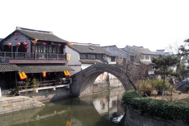 虫虫助手下载